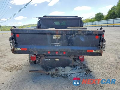 Zdjęcie 6 z 13 samochodu: 2015 CHEVROLET SILVERADO DUMP TRUCK VIN:1GB4KYCG7FF650120 - miniatura