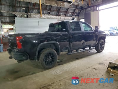 Trzecie zdjęcie samochodu z tyłu: 2026 CHEVROLET SILVERADO K2500 HEAVY DUTY LT VIN:2GC4KNE79T1114702 - miniatura