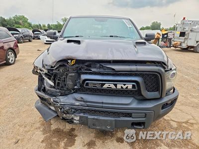 Piąte zdjęcie samochodu w środku: 2018 RAM 1500 REBEL VIN:1C6RR7YT0JS232583 - miniatura