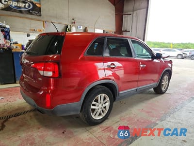 Trzecie zdjęcie samochodu z tyłu: 2015 KIA SORENTO LX VIN:5XYKT3A62FG616144 - miniatura