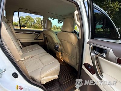 Zdjęcie 6 z 10 samochodu: 2015 LEXUS GX 460 VIN:JTJBM7FX8F5111477 - miniatura
