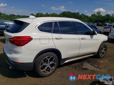 Trzecie zdjęcie samochodu z tyłu: 2018 BMW X1 XDRIVE28I VIN:WBXHT3C37J5L30999 - miniatura