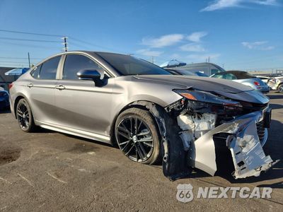 Czwarte zdjęcie samochodu z boku: 2025 TOYOTA CAMRY SE VIN:4T1DBADK2SU501962 - miniatura