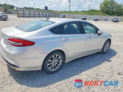 Trzecie zdjęcie samochodu z tyłu: 2017 FORD FUSION SE VIN:3FA6P0HD1HR249650 - miniatura