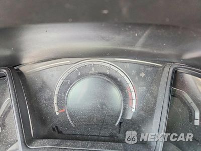 Zdjęcie 9 z 12 samochodu: 2018 HONDA CIVIC LX VIN:19XFC2F54JE026724 - miniatura