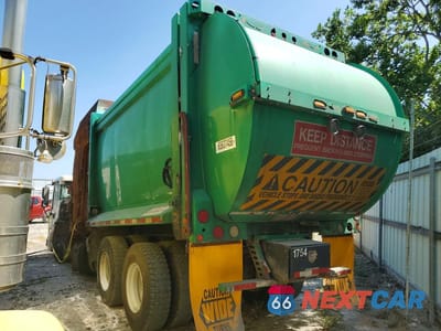Drugie zdjęcie samochodu z przodu: 2022 MACK LR REFUSE TRUCK VIN:1M2LR2GC8NM005375 - miniatura