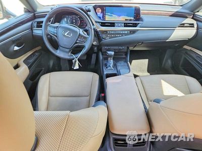 Zdjęcie 8 z 13 samochodu: 2019 LEXUS ES 350 VIN:58ABZ1B17KU012088 - miniatura