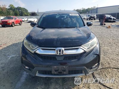 Piąte zdjęcie samochodu w środku: 2019 HONDA CR-V EX VIN:7FARW1H53KE007500 - miniatura