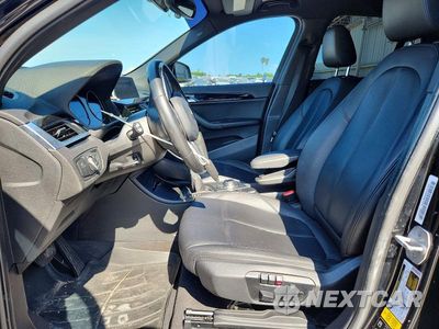 Zdjęcie 7 z 12 samochodu: 2018 BMW X1 XDRIVE28I VIN:WBXHT3C36J5L33800 - miniatura