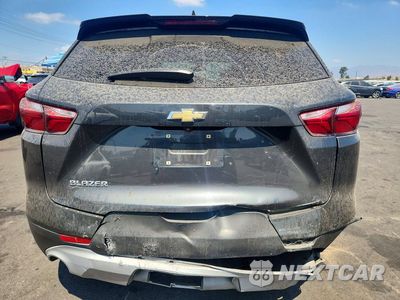 Zdjęcie 6 z 13 samochodu: 2019 CHEVROLET BLAZER 1LT VIN:3GNKBBRA9KS682423 - miniatura