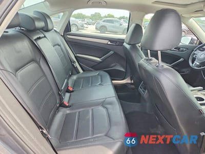 Zdjęcie 10 z 12 samochodu: 2014 VOLKSWAGEN PASSAT SE VIN:1VWBT7A33EC085727 - miniatura