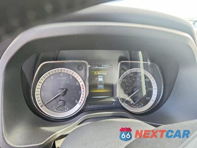 Zdjęcie 9 z 12 samochodu: 2018 NISSAN TITAN SV VIN:1N6AA1E60JN533763 - miniatura