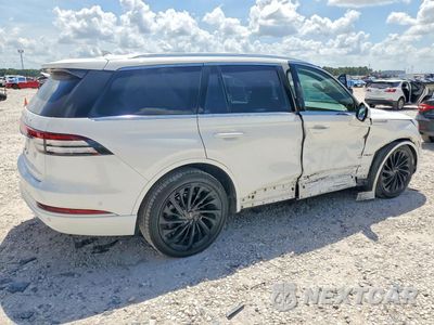 Trzecie zdjęcie samochodu z tyłu: 2021 LINCOLN AVIATOR RESERVE VIN:5LM5J7XC0MGL05001 - miniatura