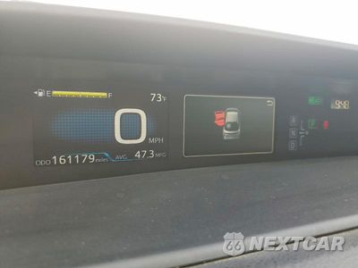 Zdjęcie 9 z 12 samochodu: 2018 TOYOTA PRIUS THREE VIN:JTDKARFUXJ3058217 - miniatura