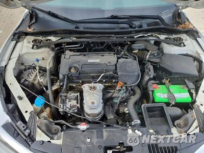 Zdjęcie 11 z 12 samochodu: 2016 HONDA ACCORD SPORT VIN:1HGCR2F66GA173845 - miniatura