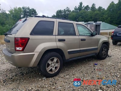 Trzecie zdjęcie samochodu z tyłu: 2005 JEEP GRAND CHEROKEE LAREDO VIN:1J4GR48K55C674937 - miniatura