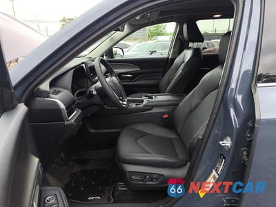 Zdjęcie 7 z 15 samochodu: 2024 TOYOTA GRAND HIGHLANDER XLE VIN:5TDAAAB59RS039096 - miniatura