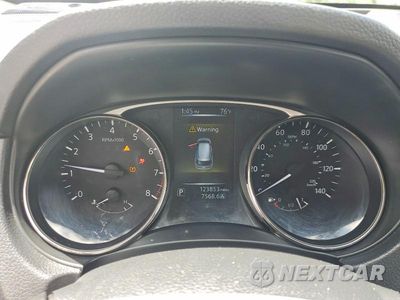 Zdjęcie 9 z 12 samochodu: 2015 NISSAN ROGUE S VIN:KNMAT2MV9FP544039 - miniatura
