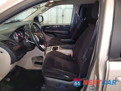 Zdjęcie 7 z 13 samochodu: 2015 DODGE GRAND CARAVAN SXT VIN:2C4RDGCG9FR548056 - miniatura