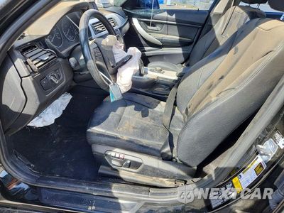 Zdjęcie 7 z 13 samochodu: 2013 BMW 320 I XDRIVE VIN:WBA3C3C50DF979418 - miniatura