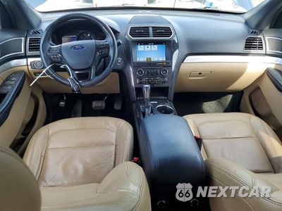 Zdjęcie 8 z 13 samochodu: 2017 FORD EXPLORER XLT VIN:1FM5K7D88HGC29405 - miniatura