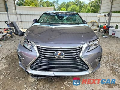 Piąte zdjęcie samochodu w środku: 2017 LEXUS ES 350 VIN:58ABK1GG8HU054893 - miniatura