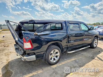 Trzecie zdjęcie samochodu z tyłu: 2019 RAM 1500 BIG HORN/LONE STAR VIN:1C6SRFFT0KN586831 - miniatura