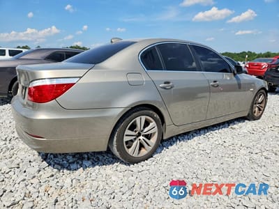 Trzecie zdjęcie samochodu z tyłu: 2010 BMW 528 I VIN:WBANU5C55AC363583 - miniatura