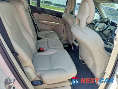 Zdjęcie 11 z 13 samochodu: 2016 VOLVO XC90 T6 VIN:YV4A22PK6G1041297 - miniatura