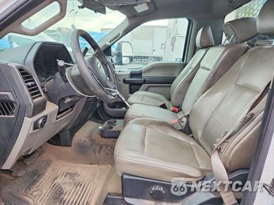 Zdjęcie 7 z 12 samochodu: 2019 FORD F350 SUPER DUTY VIN:1FDRF3G64KEG55071 - miniatura