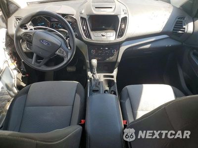 Zdjęcie 8 z 14 samochodu: 2017 FORD ESCAPE SE VIN:1FMCU9G90HUA00400 - miniatura