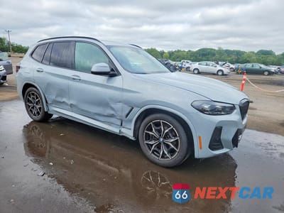 Czwarte zdjęcie samochodu z boku: 2023 BMW X3 XDRIVE30I VIN:5UX53DP07P9P42104 - miniatura