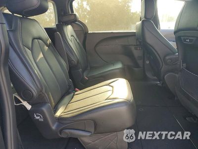 Zdjęcie 11 z 14 samochodu: 2027 CHRYSLER PACIFICA SELECT VIN:2C4RC1BG0VR590180 - miniatura