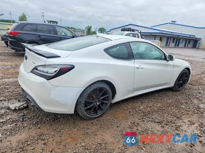 Trzecie zdjęcie samochodu z tyłu: 2013 HYUNDAI GENESIS COUPE 2.0T VIN:KMHHT6KD6DU109201 - miniatura