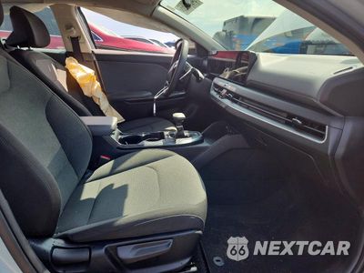 Zdjęcie 7 z 12 samochodu: 2025 KIA K4 LXS VIN:3KPFT4DE9SE144252 - miniatura