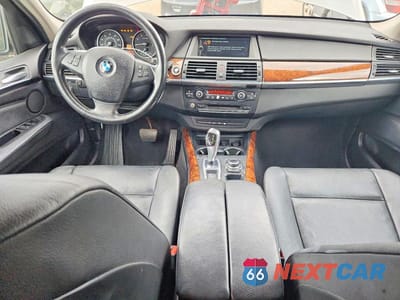 Zdjęcie 8 z 12 samochodu: 2013 BMW X5 XDRIVE35I VIN:5UXZV4C59D0B09765 - miniatura