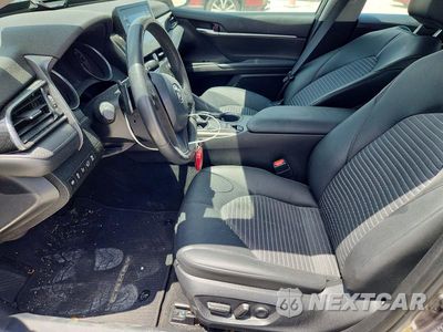 Zdjęcie 7 z 13 samochodu: 2022 TOYOTA CAMRY HYBRID SE VIN:4T1G31AK0NU598985 - miniatura