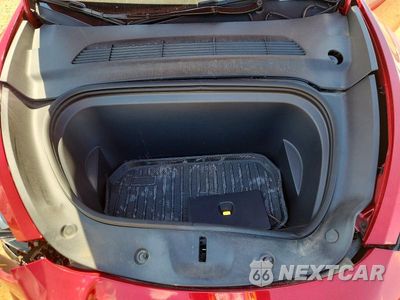 Zdjęcie 12 z 14 samochodu: 2023 TESLA MODEL Y VIN:7SAYGDEF9PF978465 - miniatura