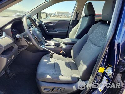 Zdjęcie 7 z 14 samochodu: 2021 TOYOTA RAV4 XLE VIN:2T3W1RFV7MW126128 - miniatura