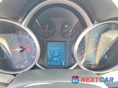 Zdjęcie 9 z 12 samochodu: 2012 CHEVROLET CRUZE LS VIN:1G1PC5SH6C7187304 - miniatura
