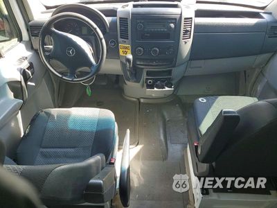 Zdjęcie 8 z 13 samochodu: 2012 MERCEDES-BENZ SPRINTER 2500 VIN:WD3PE7CC7C5711209 - miniatura