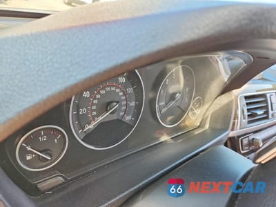 Zdjęcie 9 z 12 samochodu: 2016 BMW 3ER 340 XI VIN:WBA8B7G53GNT95583 - miniatura