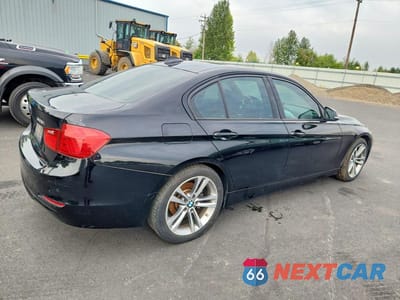 Trzecie zdjęcie samochodu z tyłu: 2014 BMW 328 XI SULEV VIN:WBA3B5C53EP541812 - miniatura