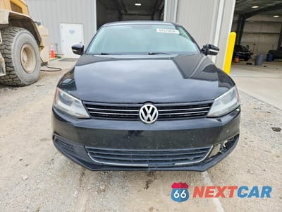 Piąte zdjęcie samochodu w środku: 2014 VOLKSWAGEN JETTA SE VIN:3VWD17AJ9EM425927 - miniatura