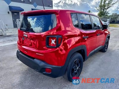 Trzecie zdjęcie samochodu z tyłu: 2020 JEEP RENEGADE SPORT VIN:ZACNJAAB2LPL15502 - miniatura