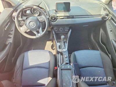 Zdjęcie 8 z 12 samochodu: 2018 TOYOTA YARIS IA BASE VIN:3MYDLBYV5JY325725 - miniatura