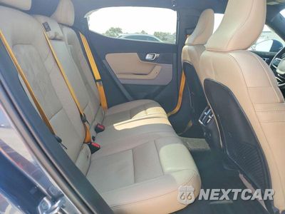 Zdjęcie 10 z 12 samochodu: 2021 POLESTAR 2 VIN:LPSED3KA2ML022502 - miniatura