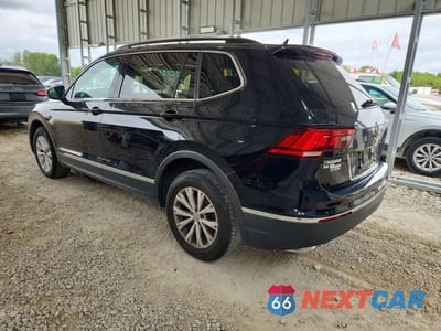 Drugie zdjęcie samochodu z przodu: 2018 VOLKSWAGEN TIGUAN SE VIN:3VV2B7AX9JM100203 - miniatura