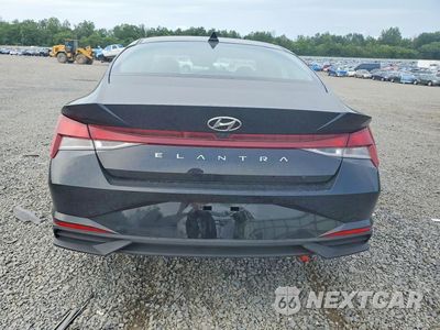 Zdjęcie 6 z 12 samochodu: 2022 HYUNDAI ELANTRA SEL VIN:5NPLM4AG7NH081349 - miniatura