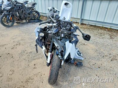 Drugie zdjęcie samochodu z przodu: 2023 YAMAHA YZFR7 VIN:JYARM38E5PA006731 - miniatura